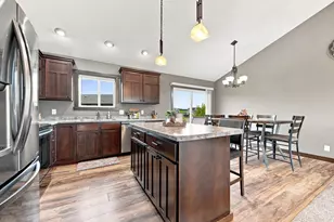270 Prairie Rd, New Richmond, WI 54017 - Photo 5