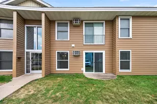810 6th St S, Hopkins, MN 55343 - Photo 7