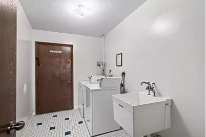 810 6th Street S #1, Hopkins, MN 55343 - Photo 27