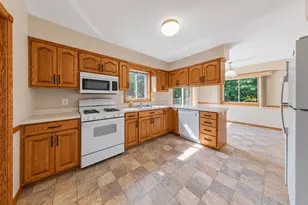 1160 Greenleaf Rd, Owatonna, MN 55060 - Photo 7