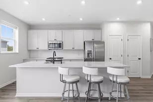2864 Lexington Pl N, Roseville, MN 55113 - Photo 17