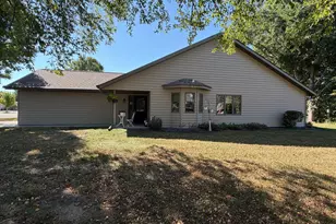 657 Hi Park Ave, Red Wing, MN 55066 - Photo 5
