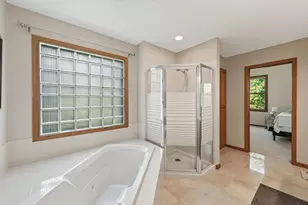 3569 Gershwin Ave N, Oakdale, MN 55128 - Photo 15