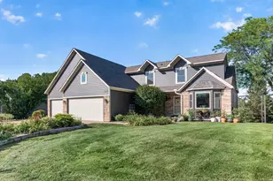 3569 Gershwin Ave N, Oakdale, MN 55128 - Photo 1