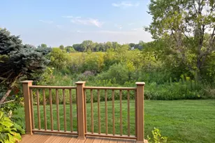 3569 Gershwin Ave N, Oakdale, MN 55128 - Photo 9