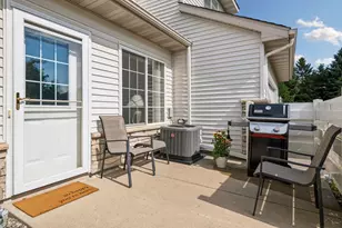 1685 Patriot Ln, Waconia, MN 55387 - Photo 3