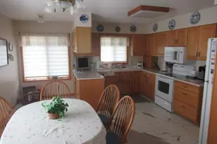 241 6th St, Chandler, MN 56122 - Photo 9