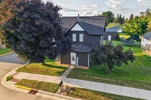 540 2nd Ave NW, Plainview, MN 55964 - Photo 3