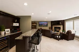 801 Spring Brook Dr, Winona, MN 55987 - Photo 9