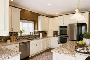 801 Spring Brook Dr, Winona, MN 55987 - Photo 5