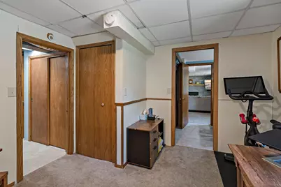 8918 Emerson Avenue S, Bloomington, MN 55420 - Photo 23