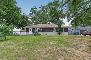 1925 W 92nd St, Bloomington, MN 55431 - Photo 17