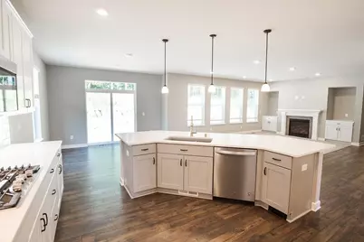 10499 McGregor Boulevard, Woodbury, MN 55129 - Photo 3