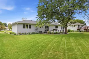 137 Elk Dr SE, Hutchinson, MN 55350 - Photo 27