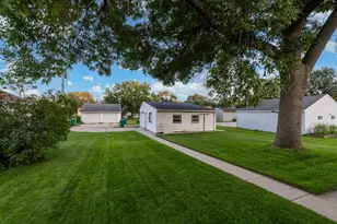 307 S 4th St, Le Sueur, MN 56058 - Photo 21