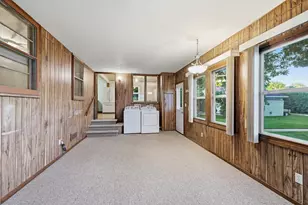 307 S 4th St, Le Sueur, MN 56058 - Photo 11