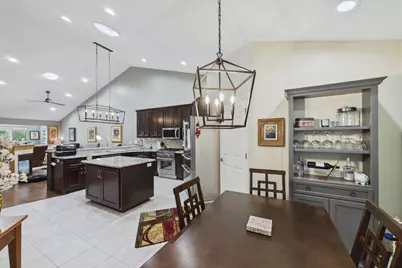 4201 93rd Avenue N, Brooklyn Park, MN 55443 - Photo 5
