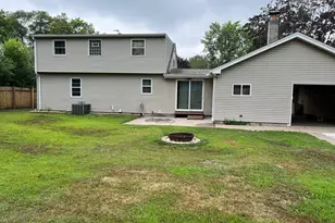 5366 Saint Stephens St, Mounds View, MN 55112 - Photo 7