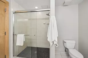 401 N 2nd St, Minneapolis, MN 55401 - Photo 29