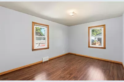 518 N Pearl Street, River Falls, WI 54022 - Photo 7