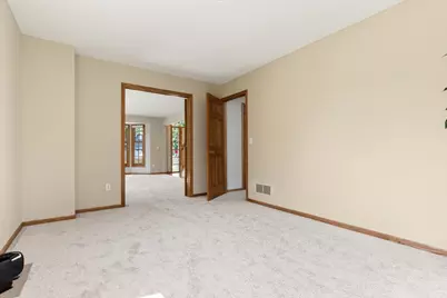 8079 Spruce Trail, Eden Prairie, MN 55347 - Photo 25
