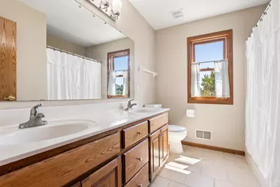 8079 Spruce Trail, Eden Prairie, MN 55347 - Photo 35