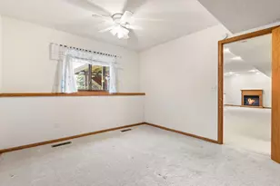 8079 Spruce Trail, Eden Prairie, MN 55347 - Photo 43