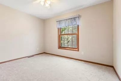 8079 Spruce Trail, Eden Prairie, MN 55347 - Photo 33