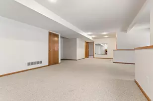 8079 Spruce Trail, Eden Prairie, MN 55347 - Photo 49