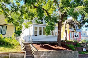 486 Lawson Ave W, Saint Paul, MN 55117 - Photo 1