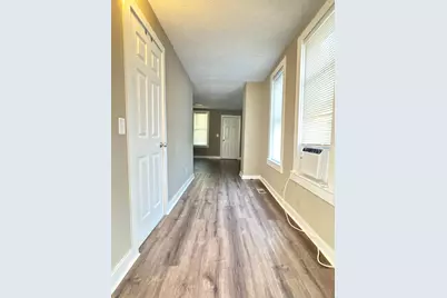 486 Lawson Avenue W, Saint Paul, MN 55117 - Photo 9