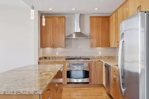 201 S 11th St, Minneapolis, MN 55403 - Photo 7