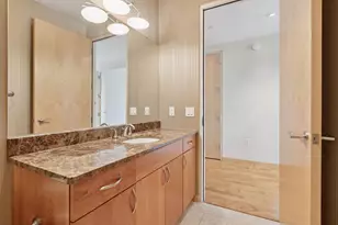 201 S 11th St, Minneapolis, MN 55403 - Photo 31