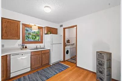 7246 Allen Court, Eden Prairie, MN 55346 - Photo 13