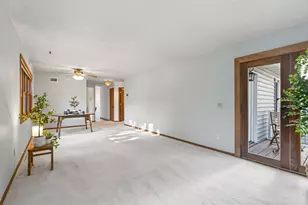 7246 Allen Ct, Eden Prairie, MN 55346 - Photo 9