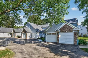 7246 Allen Ct, Eden Prairie, MN 55346 - Photo 3