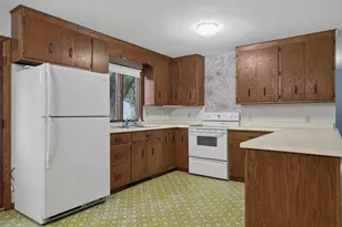 205 Hill Ave, Wanamingo, MN 55983 - Photo 31