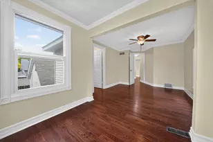 3947 Dupont Ave N, Minneapolis, MN 55412 - Photo 23