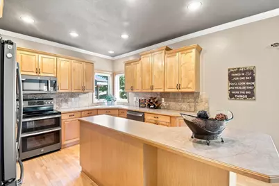2270 Deer Trail Lane NE, Owatonna, MN 55060 - Photo 9