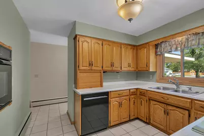 1051 37th Avenue N, Saint Cloud, MN 56303 - Photo 9