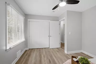 1600 Amy Lane, Brooklyn Center, MN 55430 - Photo 21