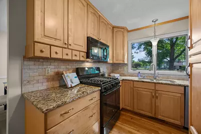9609 Utica Road, Bloomington, MN 55437 - Photo 3