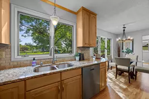 9609 Utica Rd, Bloomington, MN 55437 - Photo 5
