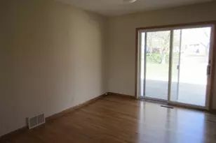 11041 Yukon St NW, Coon Rapids, MN 55433 - Photo 5