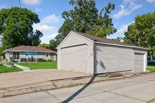 3700 Hubbard Ave N, Robbinsdale, MN 55422 - Photo 39