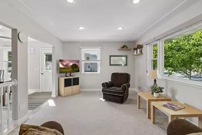 3700 Hubbard Avenue N, Robbinsdale, MN 55422 - Photo 7