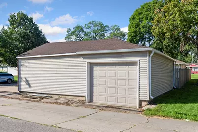 3700 Hubbard Avenue N, Robbinsdale, MN 55422 - Photo 41