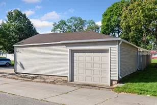 3700 Hubbard Ave N, Robbinsdale, MN 55422 - Photo 41