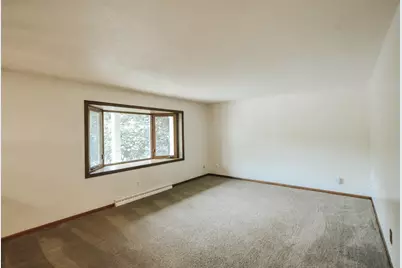 643 Pioneer Road, Red Wing, MN 55066 - Photo 9