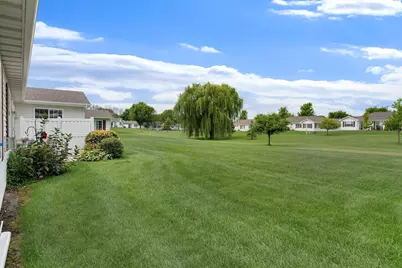 160 24th Place NW, Owatonna, MN 55060 - Photo 9